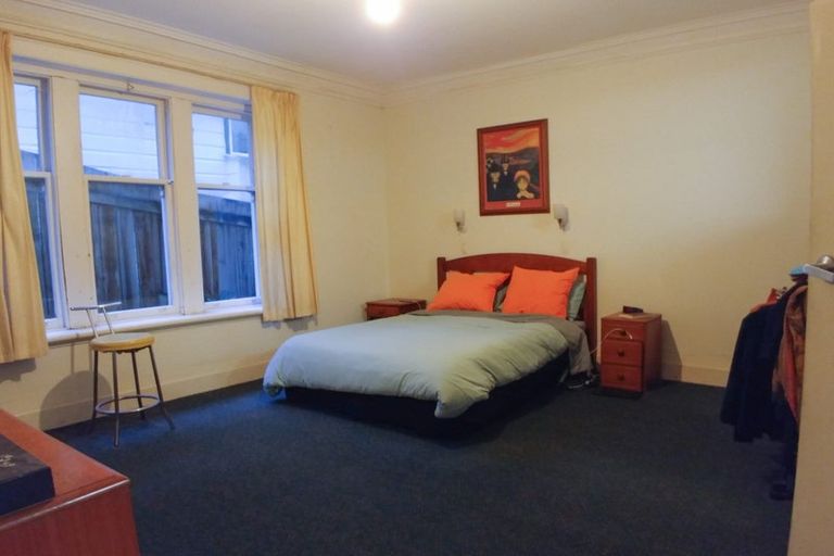 Photo of property in 21 Burnell Avenue, Thorndon, Wellington, 6011