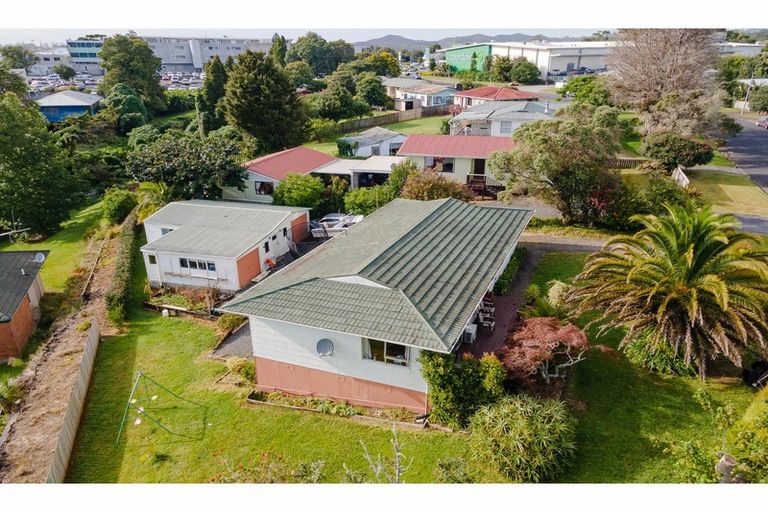 Photo of property in 23 Butler Road, Kerikeri, 0230