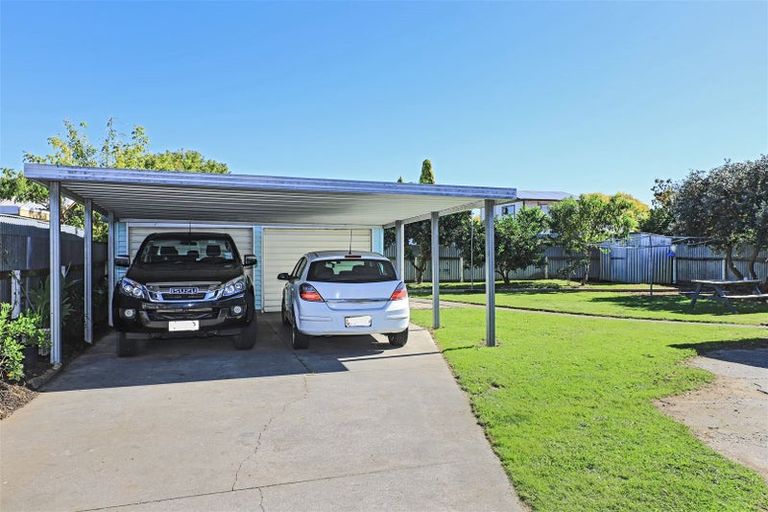 Photo of property in 3 Kirkcaldy Place, Flaxmere, Hastings, 4120