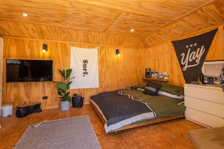 Photo of property in 9 Moncks Bay Lane, Moncks Bay, Christchurch, 8081