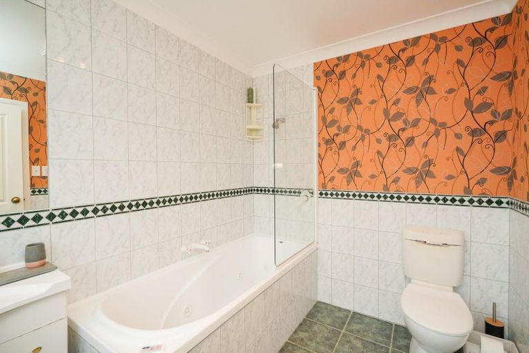 Photo of property in 135 Paterson Street, Grasmere, Invercargill, 9810