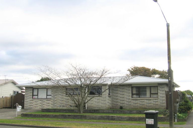 Photo of property in 9 Atherfold Crescent, Greenmeadows, Napier, 4112