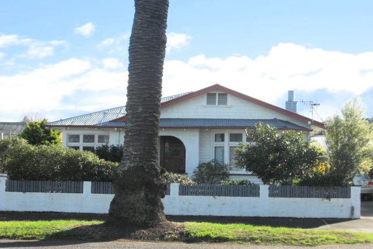 Photo of property in 57 Kennedy Road, Napier South, Napier, 4110
