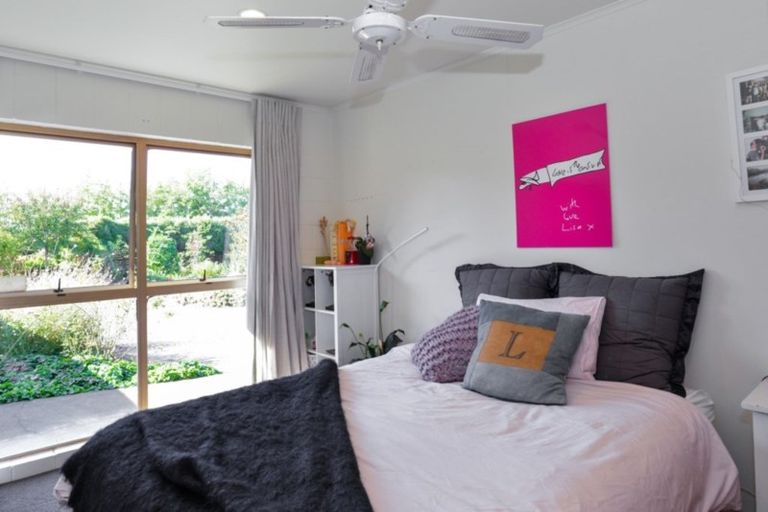 Photo of property in 33 Montana Road, Bridge Pa, Hastings, 4175