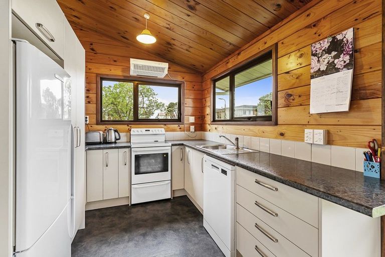 Photo of property in 178 Mitchell Street, Brooklyn, Wellington, 6021