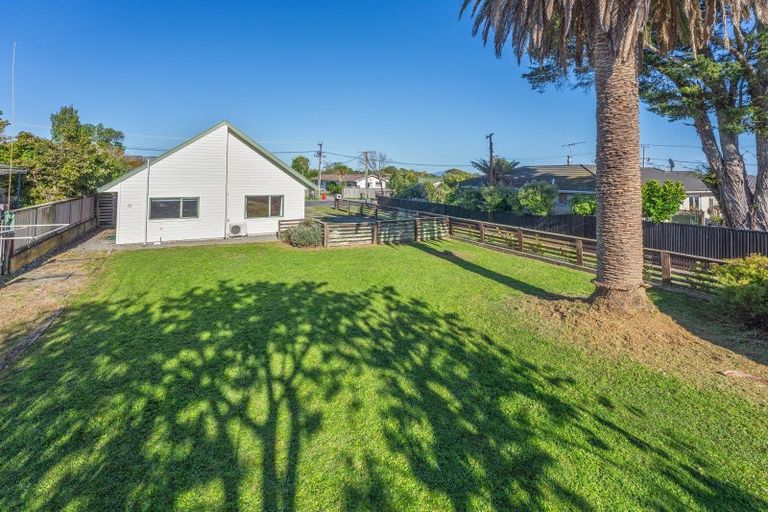 Photo of property in 20 Te Manuao Road, Otaki, 5512
