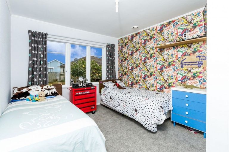 Photo of property in 1/20 Ranui Road, Stoke, Nelson, 7011