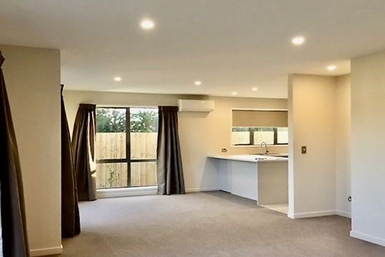 Photo of property in 26 Robert Duncan Road, Belfast, Christchurch, 8051