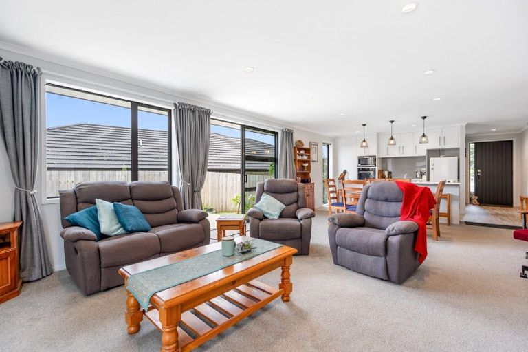 Photo of property in 6 Pinehurst Close, Te Kamo, Whangarei, 0112