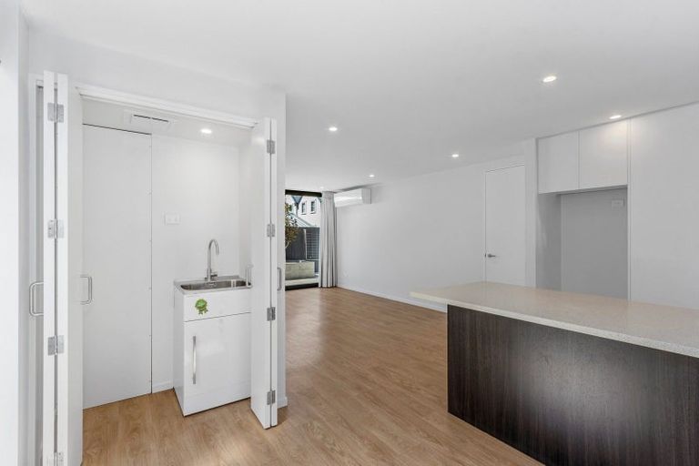 Photo of property in 9/58 Waltham Road, Sydenham, Christchurch, 8023