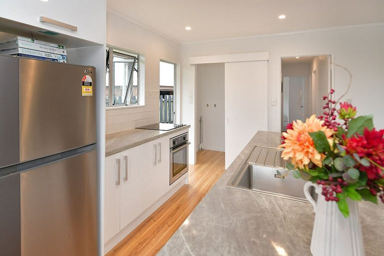 Photo of property in 22 Bay Vista Drive, Red Beach, 0932