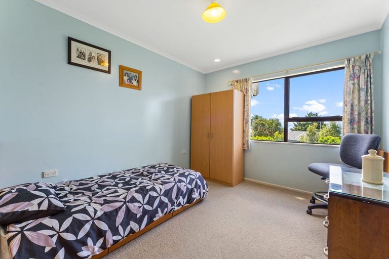 Photo of property in 258 Whangaparaoa Road, Red Beach, 0932
