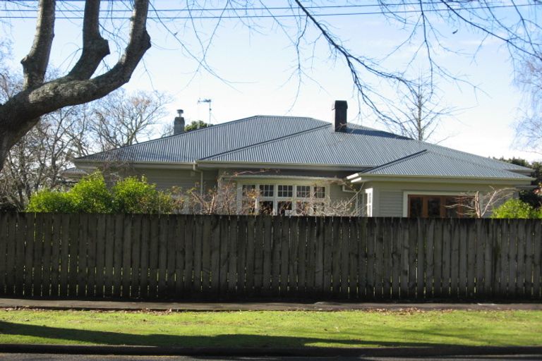 Photo of property in 6 Kitchener Street, Claudelands, Hamilton, 3214