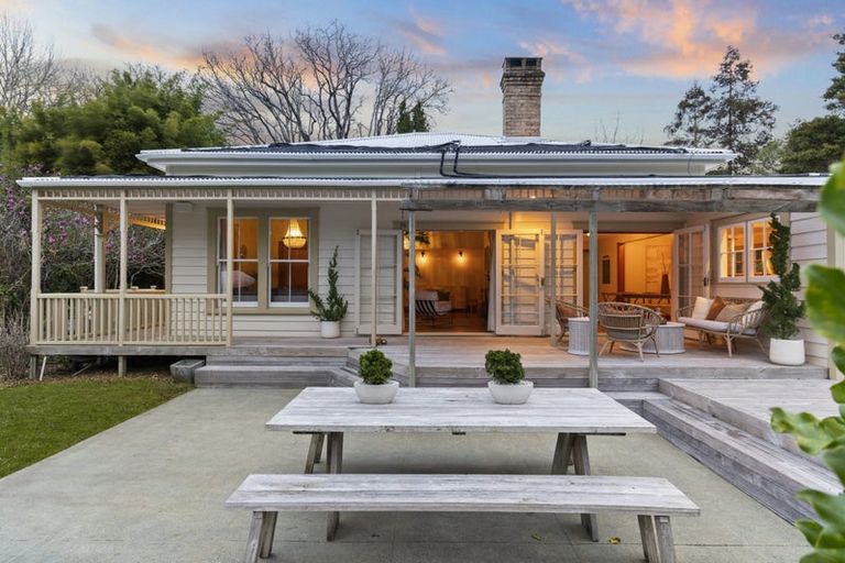 Photo of property in 54 Saleyards Road, Puhoi, Warkworth, 0994