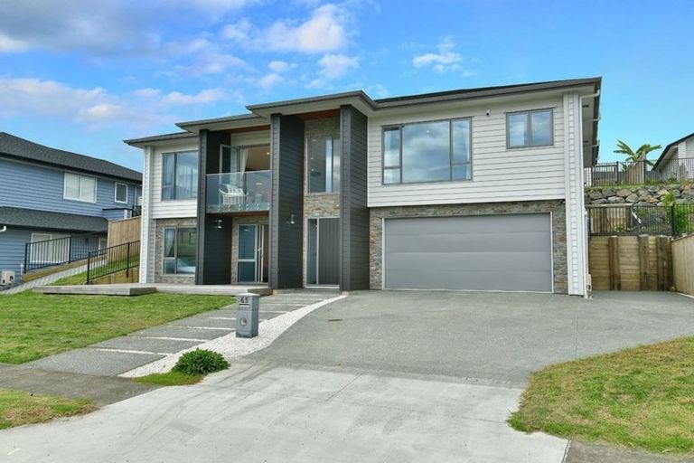 Photo of property in 65 Pinecrest Drive, Gulf Harbour, Whangaparaoa, 0930