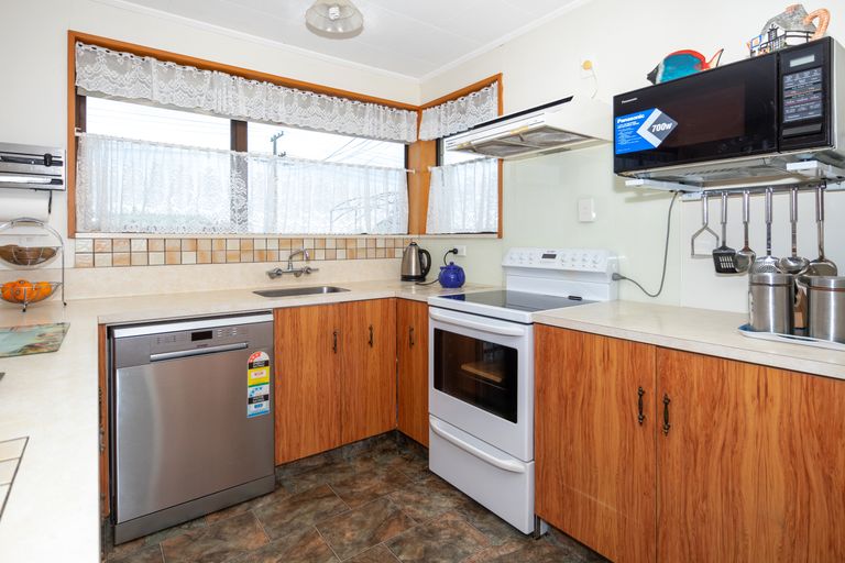 Photo of property in 68 Mountain View Road, Glenwood, Timaru, 7910