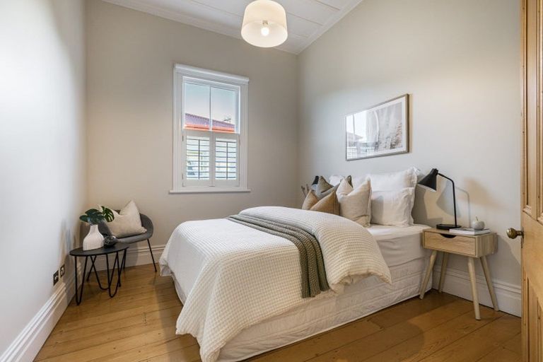 Photo of property in 16 Calliope Road, Devonport, Auckland, 0624