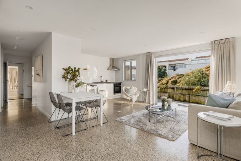 Photo of property in 357b Oceanbeach Road, Mount Maunganui, 3116