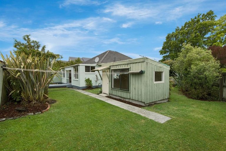 Photo of property in 223 Centaurus Road, Saint Martins, Christchurch, 8022