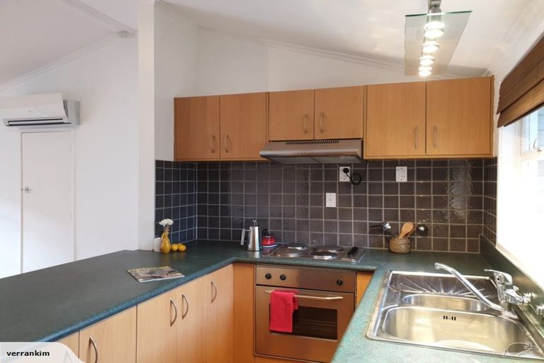 Photo of property in 2/14a Puriri Street, Takapuna, Auckland, 0622