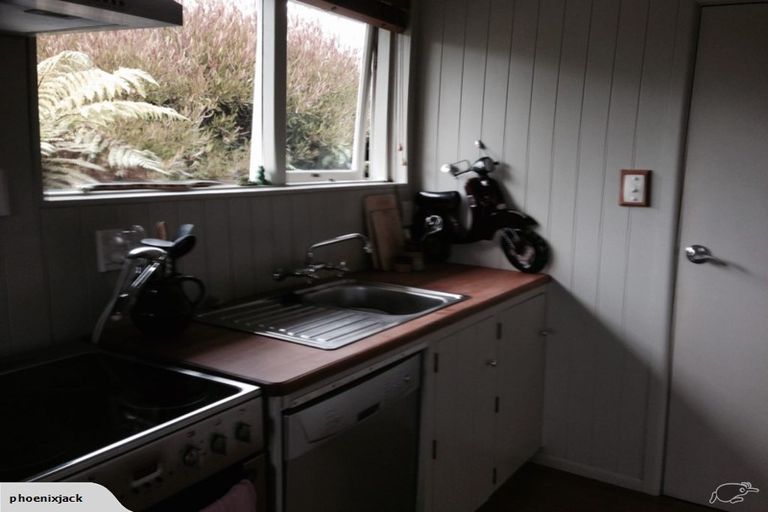 Photo of property in 65 Warren Crescent, Hillmorton, Christchurch, 8025