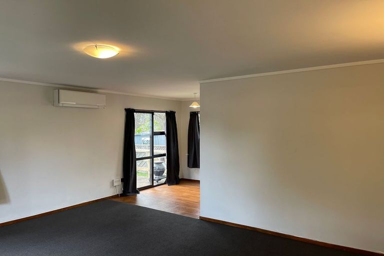 Photo of property in 12 Manor Place, Bader, Hamilton, 3206