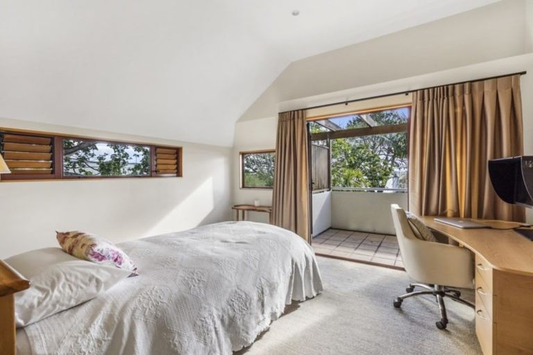 Photo of property in 65a Beresford Street, Bayswater, Auckland, 0622