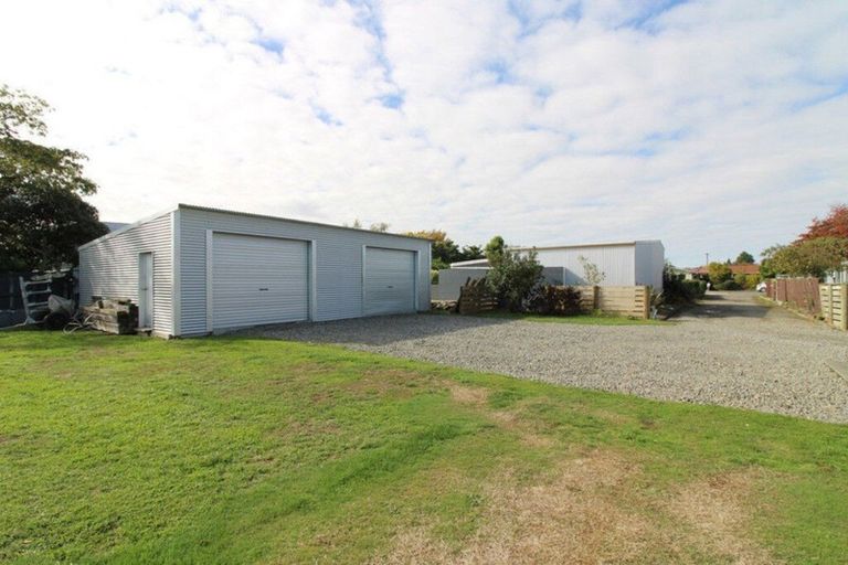 Photo of property in 7 Chisholm Place, Carterton, 5713