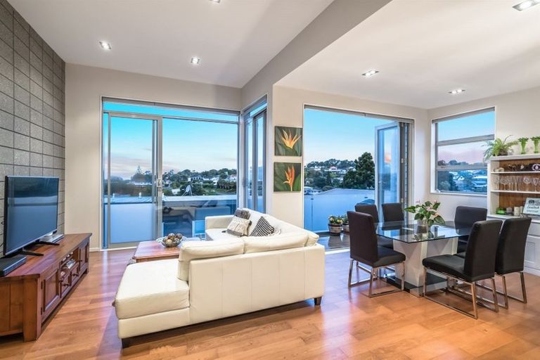 Photo of property in Wilk Heights, 8/8 Wilk Lane, Browns Bay, Auckland, 0630