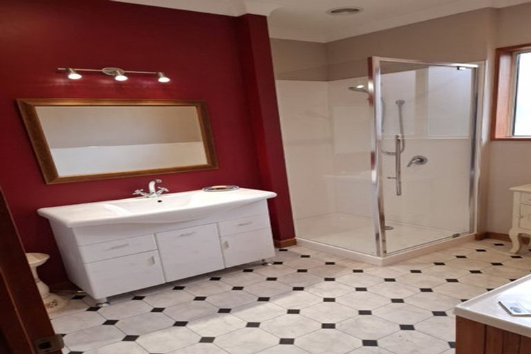 Photo of property in 256 Oreti Road, Otatara, Invercargill, 9879