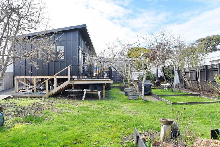 Photo of property in 43 Batten Grove, The Pines Beach, 7630