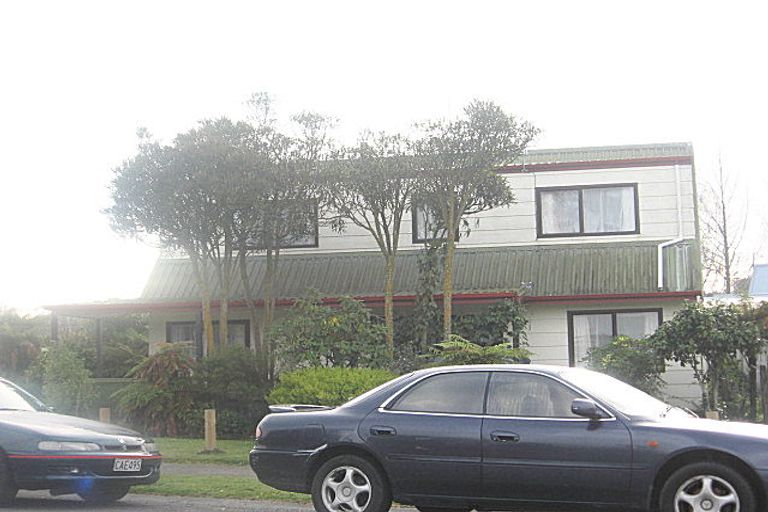 Photo of property in 1210 Howard Street, Parkvale, Hastings, 4122