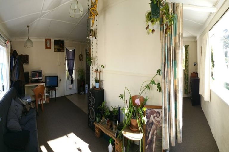 Photo of property in 21a Parkvale Road, Karori, Wellington, 6012