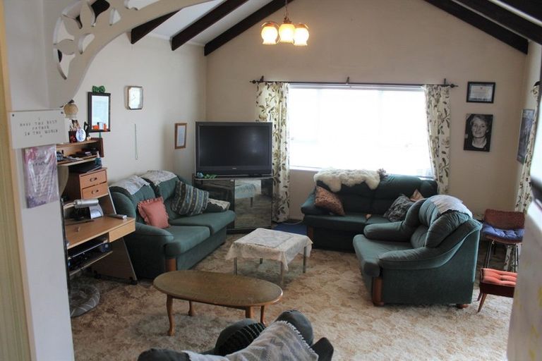 Photo of property in 7 Mccallum Street, Dannevirke, 4930