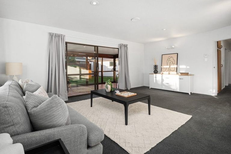 Photo of property in 1/18 Dumfries Drive, Hei Hei, Christchurch, 8042