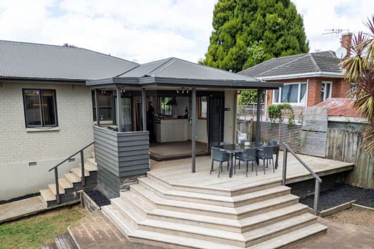 Photo of property in 330 Pakura Street, Te Awamutu, 3800