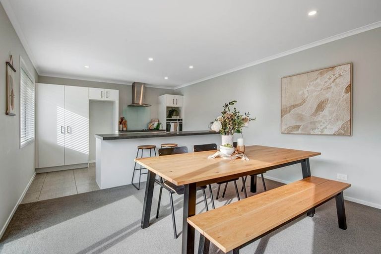 Photo of property in 1 Harry Close, Warkworth, 0910