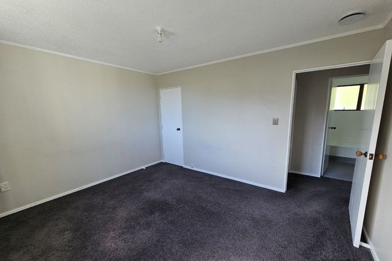 Photo of property in 34 Northumberland Street, Cannons Creek, Porirua, 5024