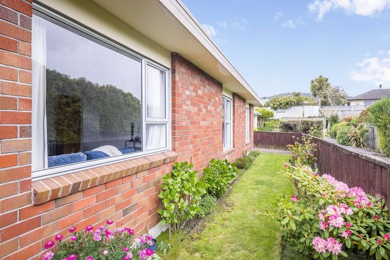 Photo of property in 128a Arawhata Road, Paraparaumu, 5032