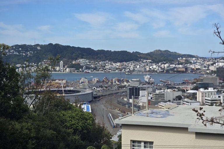 Photo of property in 51a Barnard Street, Wadestown, Wellington, 6012