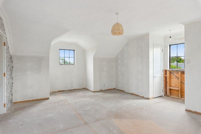 Photo of property in 3 Rawene Street, Waikanae, 5036