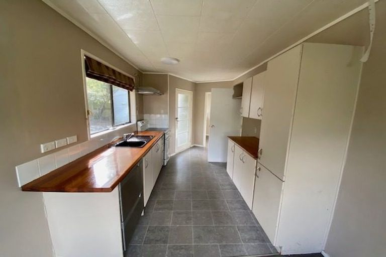 Photo of property in 15 Cottam Grove, Northcross, Auckland, 0632