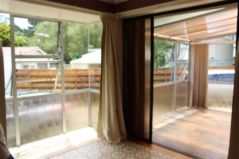 Photo of property in 12 Kendal Place, Merrilands, New Plymouth, 4312