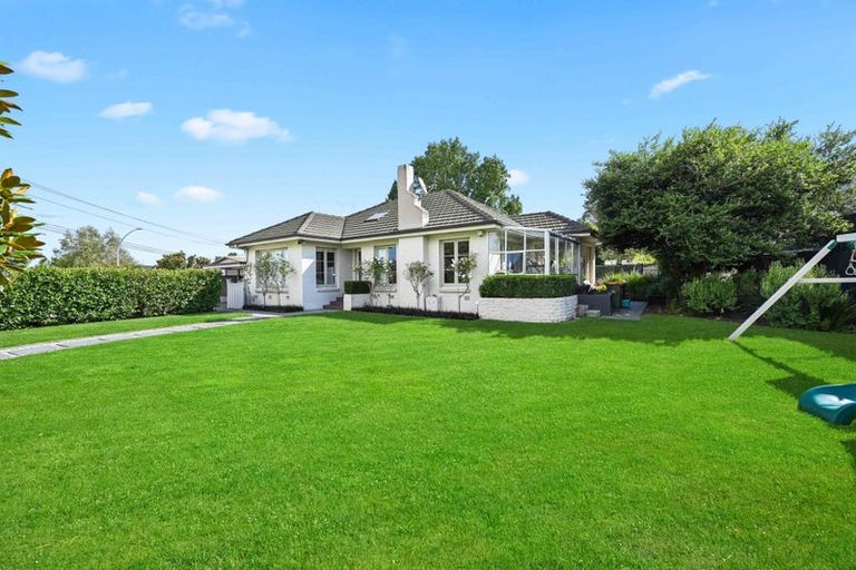 Photo of property in 31 Beerescourt Road, Beerescourt, Hamilton, 3200