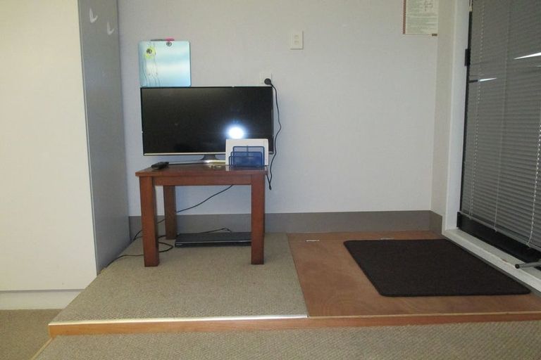 Photo of property in Urbane Apartments, 26/29 Webb Street, Mount Cook, Wellington, 6011