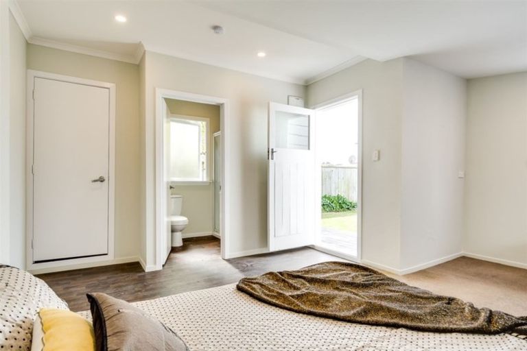 Photo of property in 80 Vigor Brown Street, Napier South, Napier, 4110