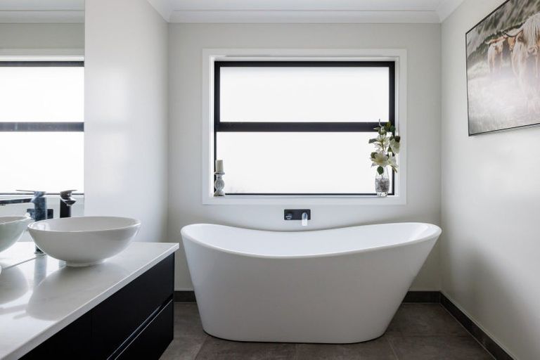 Photo of property in 16 Enclave Lane, Taupiri, 3791