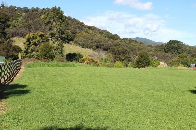 Photo of property in 1100 Hauraki Road, Coromandel, 3506