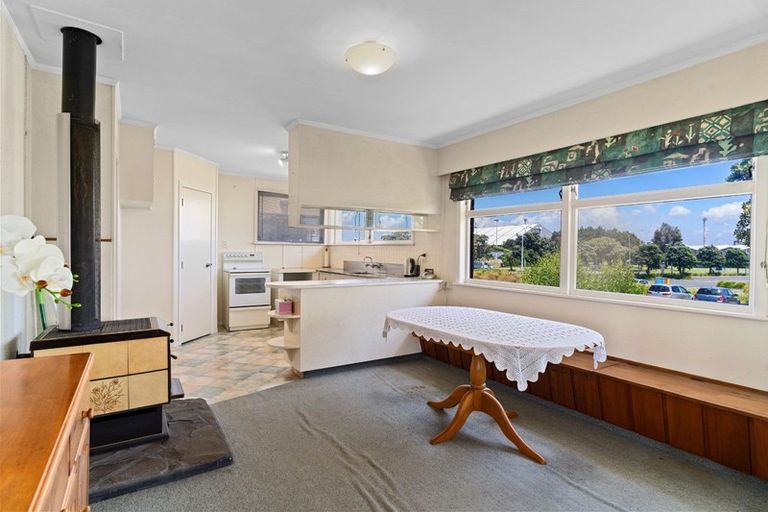 Photo of property in 61 Tawa Street, Mount Maunganui, 3116