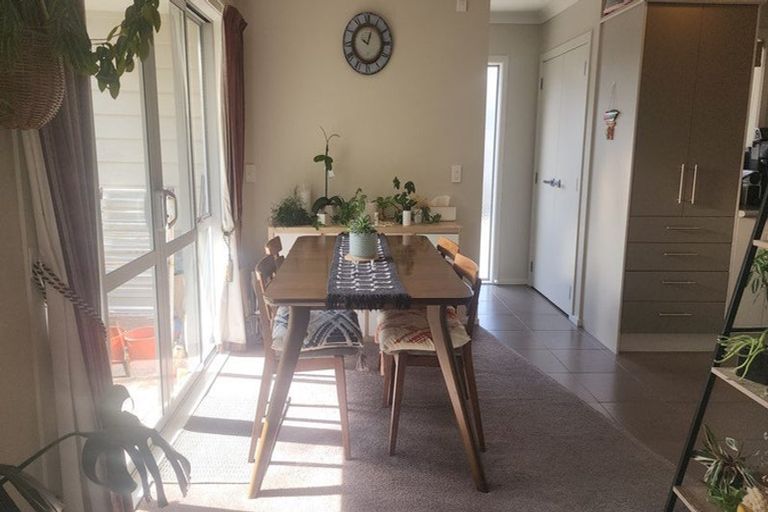 Photo of property in 116a Moorefield Road, Johnsonville, Wellington, 6037